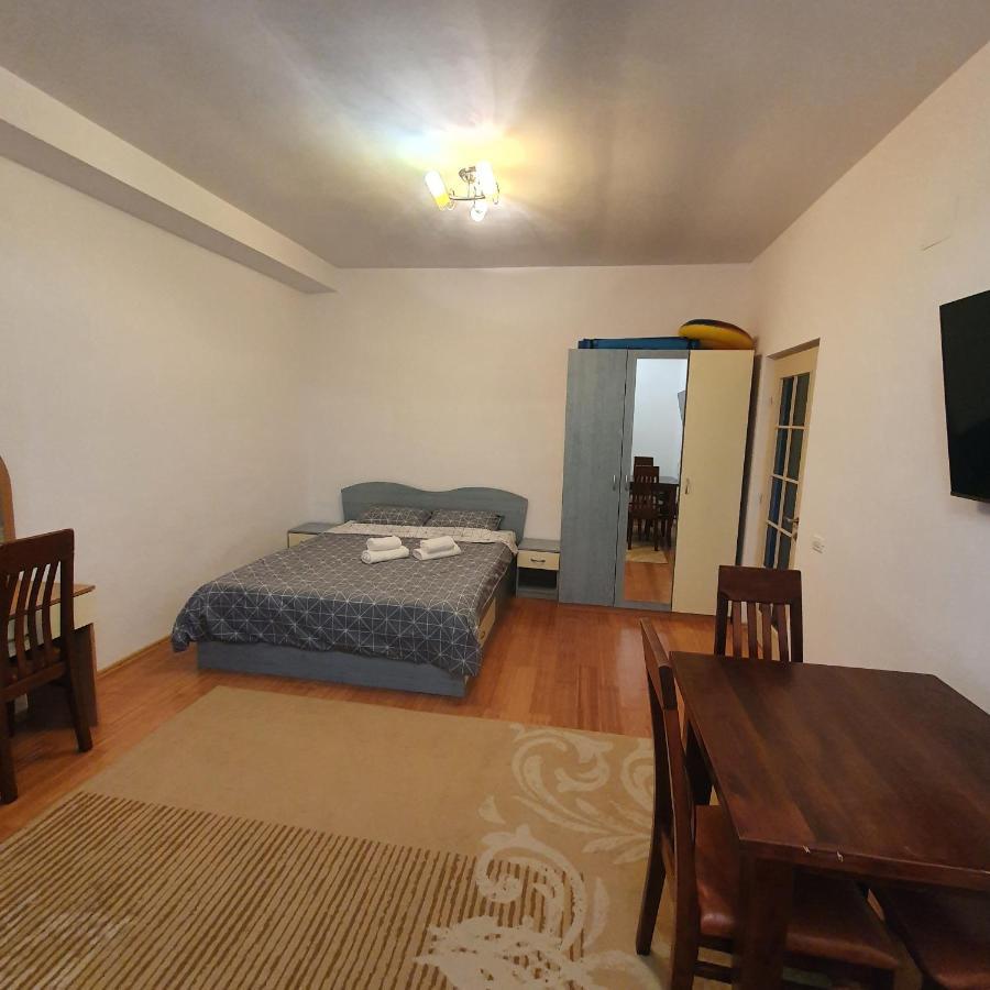 Apartament O Camera Mamaia Lägenhet Exteriör bild