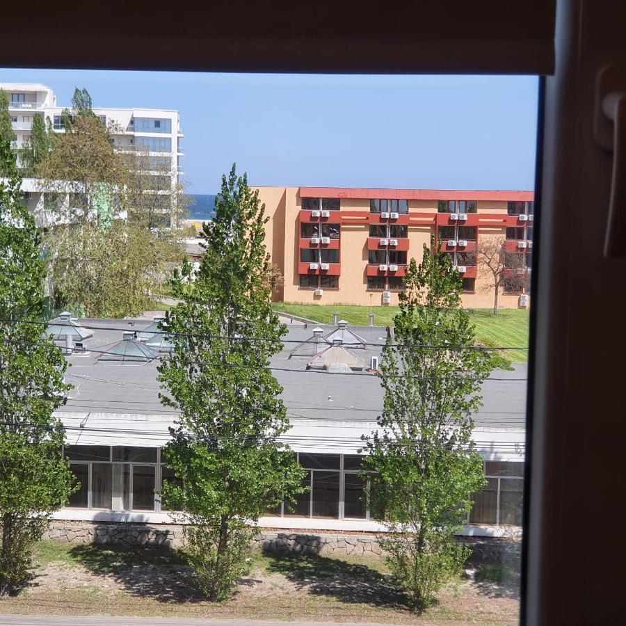Apartament O Camera Mamaia Lägenhet Exteriör bild